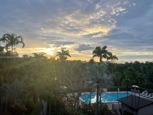 161 SE Crandon Blvd 313, Key Biscayne, FL 33149