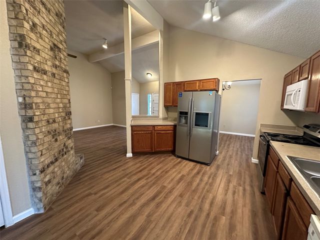 6416 Brookhaven Trail, Fort Worth, TX 76133