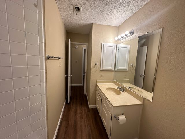 6416 Brookhaven Trail, Fort Worth, TX 76133