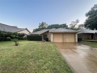 6416 Brookhaven Trail, Fort Worth, TX 76133