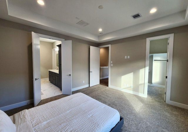 2615 Huntington Creek Lane, Houston, TX 77093