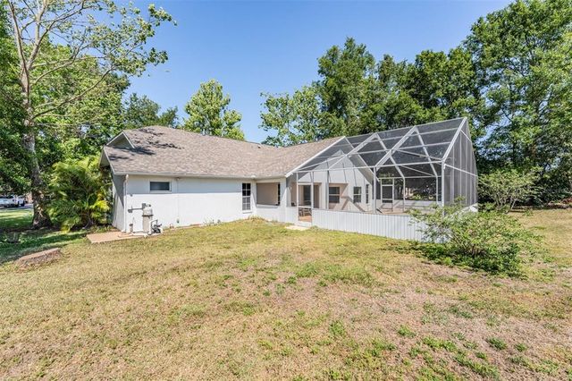 6302 SILVER OAKS DRIVE, Zephyrhills, FL 33542