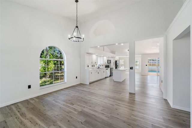 6302 SILVER OAKS DRIVE, Zephyrhills, FL 33542