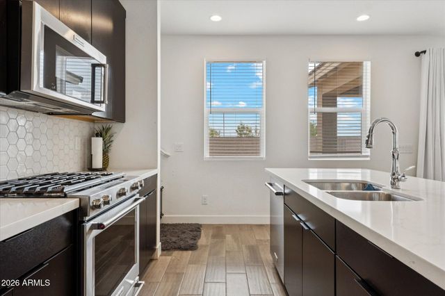 35803 N ZINC Drive, San Tan Valley, AZ 85144