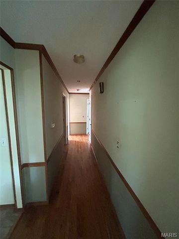 5810 Flaming Leaf Court, St Louis, MO 63129