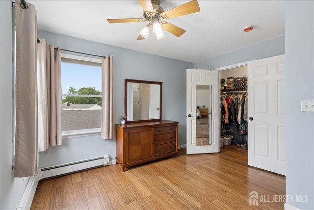45 Walnut Street, Edison, NJ 08817