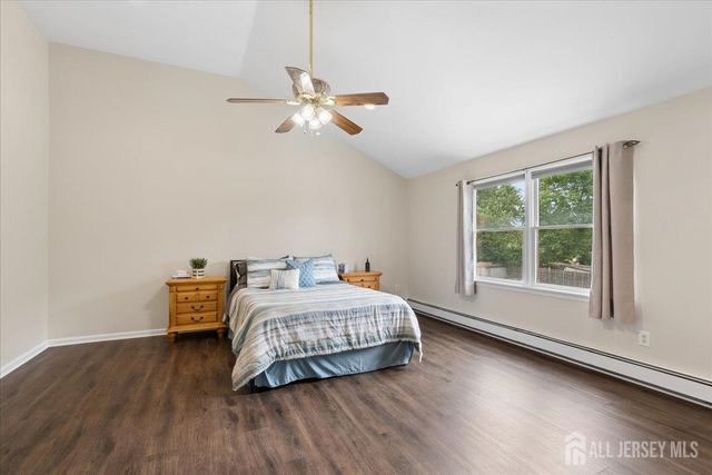 45 Walnut Street, Edison, NJ 08817