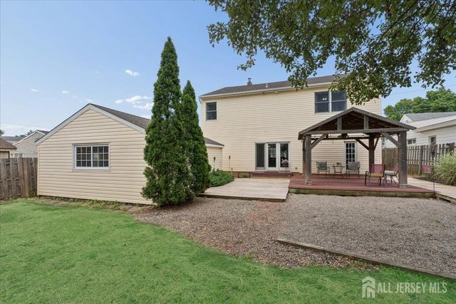 45 Walnut Street, Edison, NJ 08817