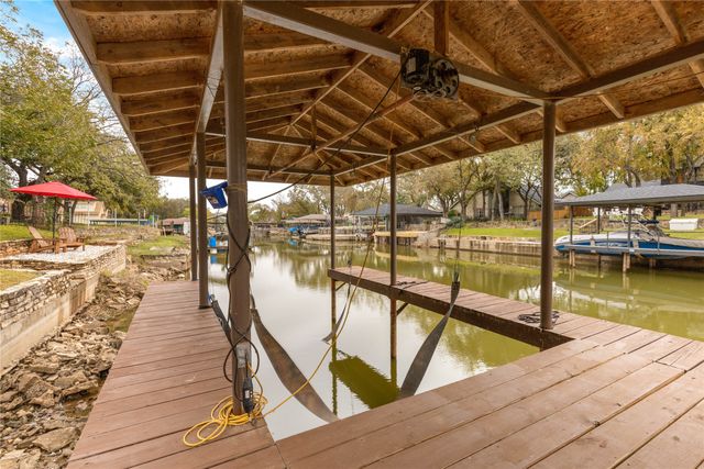 301 Granada Calle Street, Granbury, TX 76049