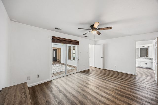 211 Willowwood Place, Duncanville, TX 75116