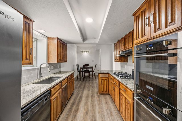 211 Willowwood Place, Duncanville, TX 75116