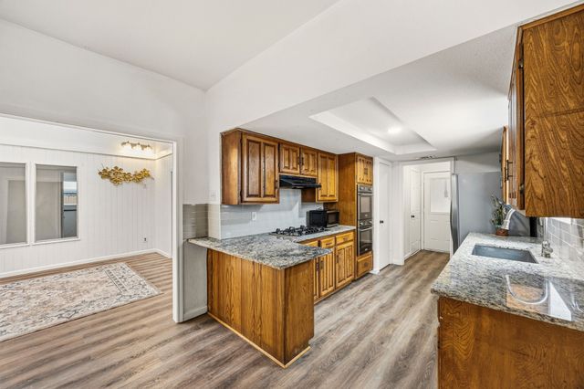 211 Willowwood Place, Duncanville, TX 75116