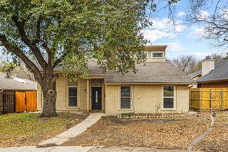 211 Willowwood Place, Duncanville, TX 75116