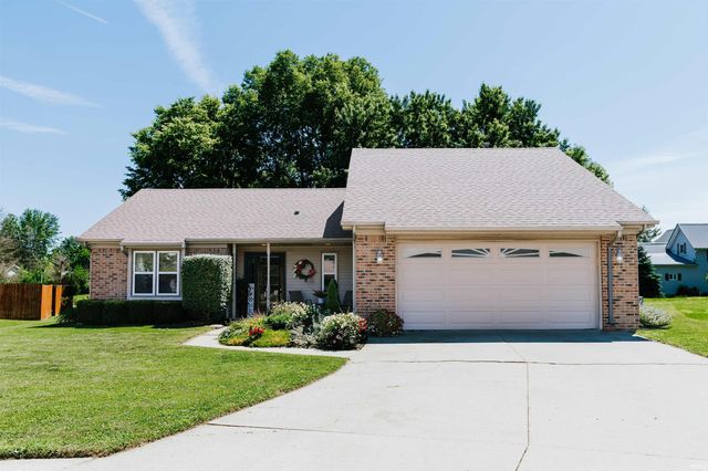 2006 Bedford Court, Huntington, IN 46750