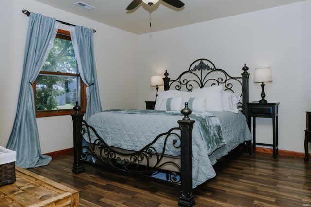 2006 Bedford Court, Huntington, IN 46750