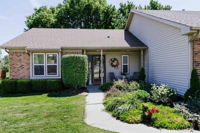 2006 Bedford Court, Huntington, IN 46750