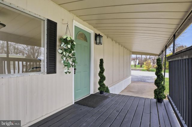 44 ASPEN LN, Carlisle, PA 17015