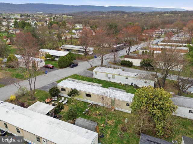 44 ASPEN LN, Carlisle, PA 17015