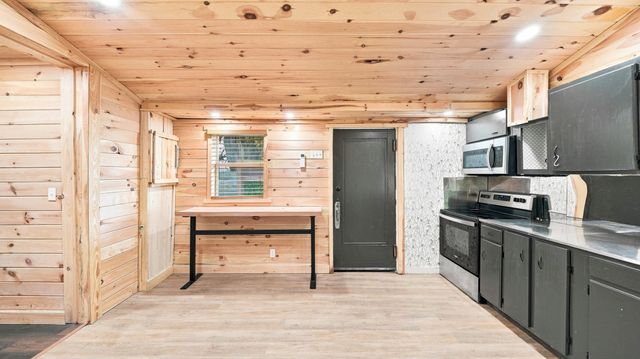 132 Burkett Chapel Road, Decatur, TN 37322