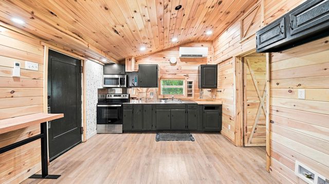132 Burkett Chapel Road, Decatur, TN 37322