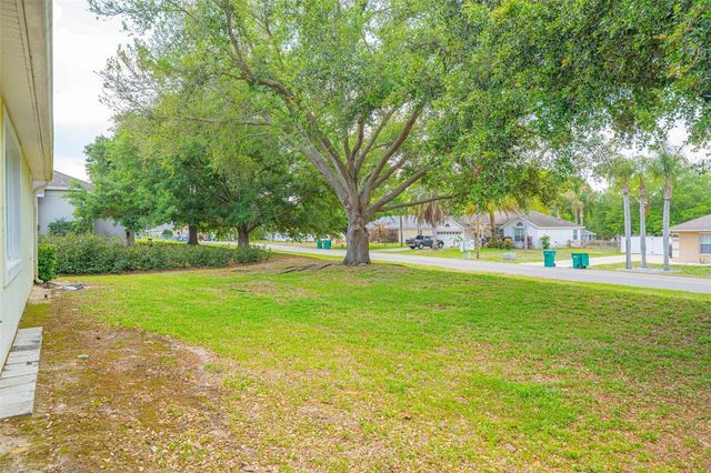 3510 HUNTERS TRAIL CIRCLE, Eustis, FL 32726