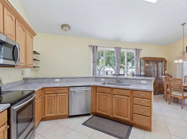 3510 HUNTERS TRAIL CIRCLE, Eustis, FL 32726