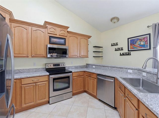 3510 HUNTERS TRAIL CIRCLE, Eustis, FL 32726