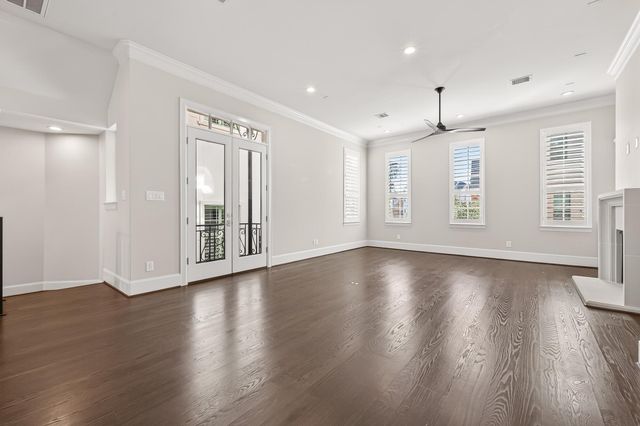 122 Gateway Park Place, Spring, TX 77380