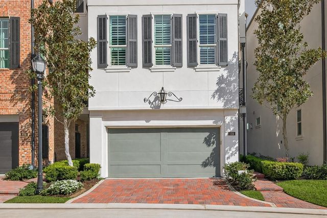 122 Gateway Park Place, Spring, TX 77380