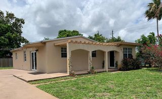 1630 N 68th Ave, Hollywood, FL 33024