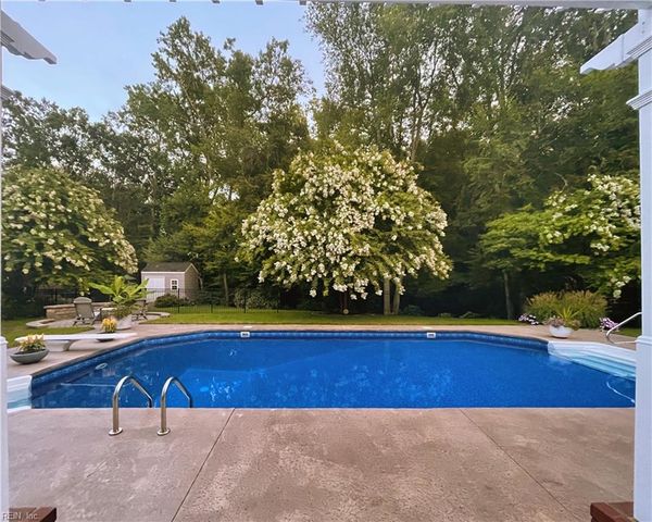 4012 Harvest Reach LN, Suffolk, VA 23434