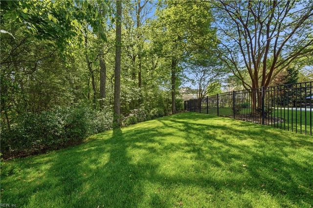 4012 Harvest Reach LN, Suffolk, VA 23434