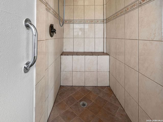 8011 Pistol Ln, San Antonio, TX 78227