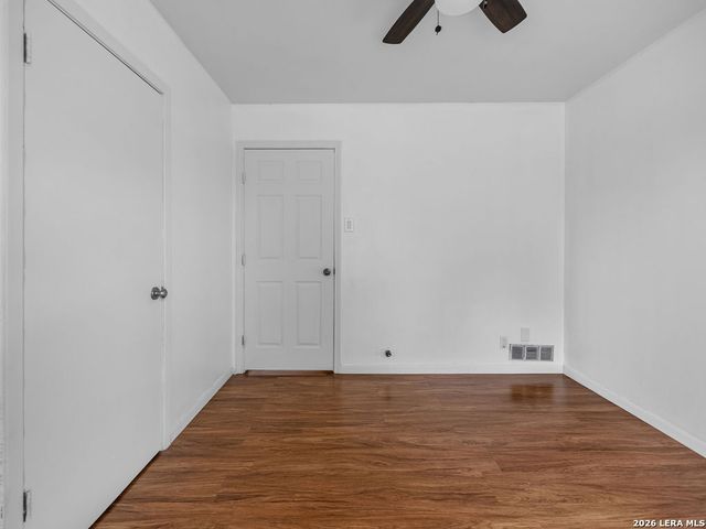 8011 Pistol Ln, San Antonio, TX 78227