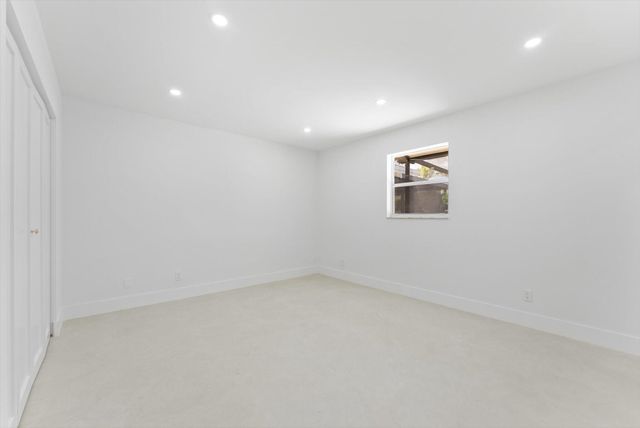 6873 S PLYMOUTH Drive S, Lake Worth, FL 33462