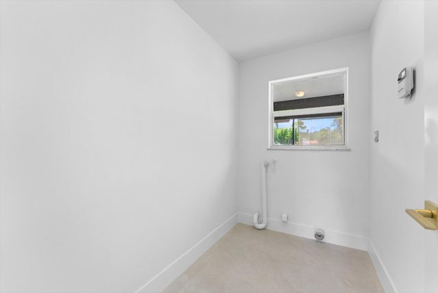 6873 S PLYMOUTH Drive S, Lake Worth, FL 33462