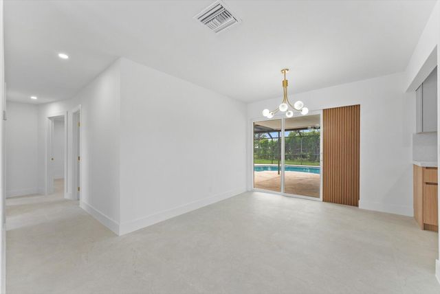 6873 S PLYMOUTH Drive S, Lake Worth, FL 33462