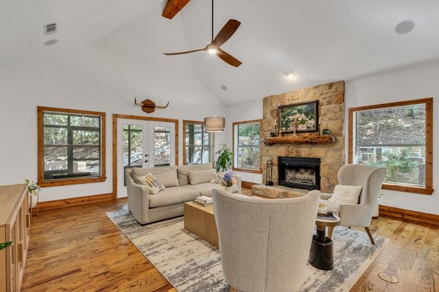 100 N Edgewater Drive, Highland Village, TX 75077