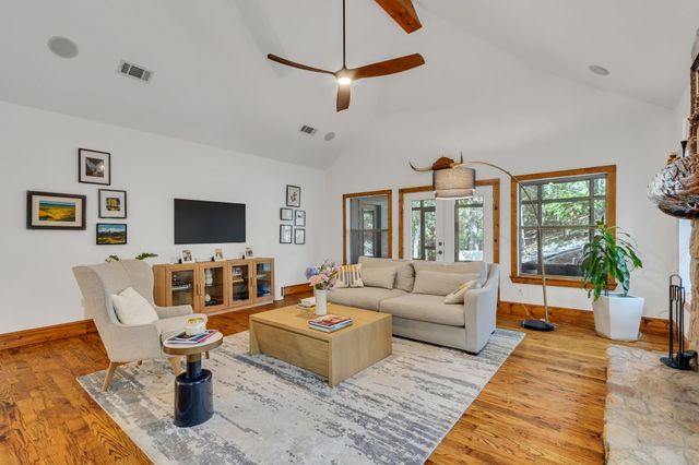 100 N Edgewater Drive, Highland Village, TX 75077