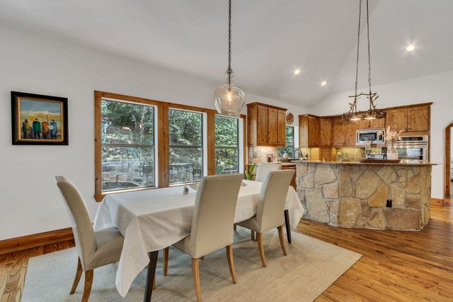 100 N Edgewater Drive, Highland Village, TX 75077