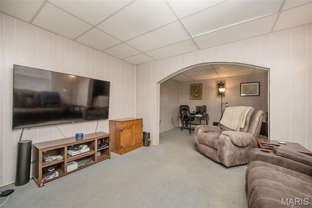 5208 Gresham Avenue, St Louis, MO 63109