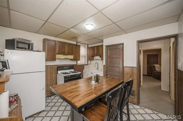 5208 Gresham Avenue, St Louis, MO 63109
