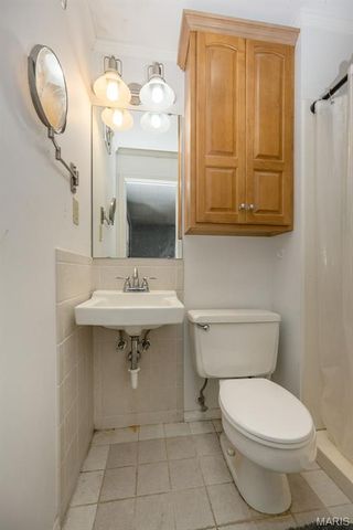 5208 Gresham Avenue, St Louis, MO 63109