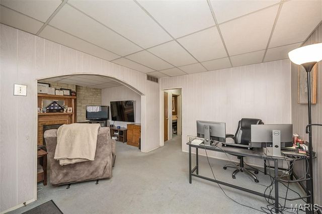 5208 Gresham Avenue, St Louis, MO 63109