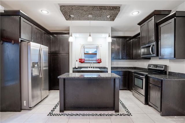 328 Katrina Drive, La Joya, TX 78560