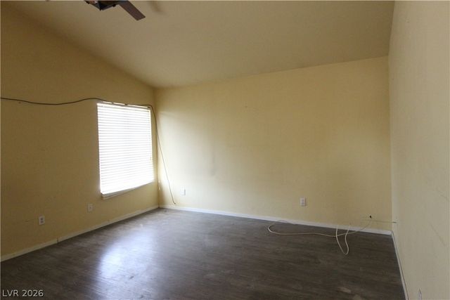 7721 Beach Falls Court, Las Vegas, NV 89149