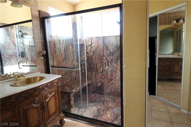 7721 Beach Falls Court, Las Vegas, NV 89149