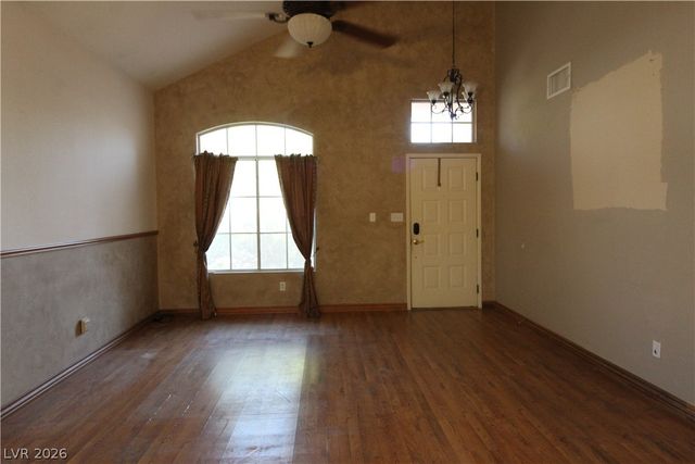 7721 Beach Falls Court, Las Vegas, NV 89149