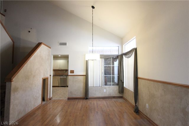 7721 Beach Falls Court, Las Vegas, NV 89149