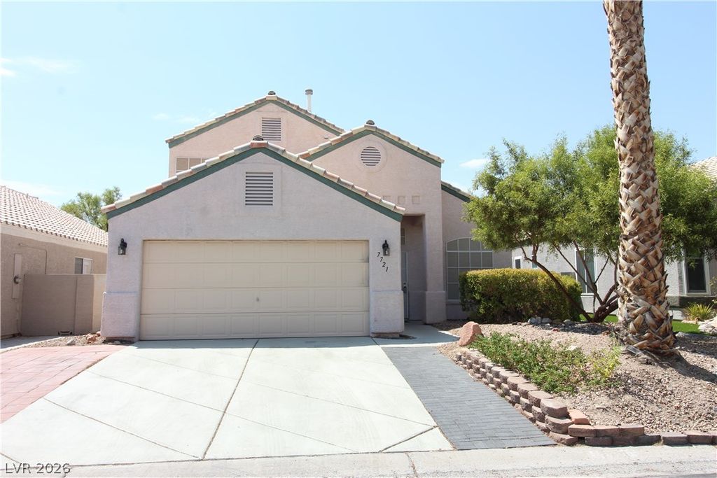 7721 Beach Falls Court, Las Vegas, NV 89149